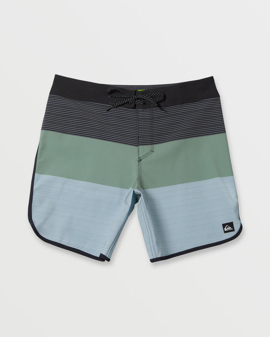 Surfsilk-Tijuana-19"-Boardshorts-Black-1