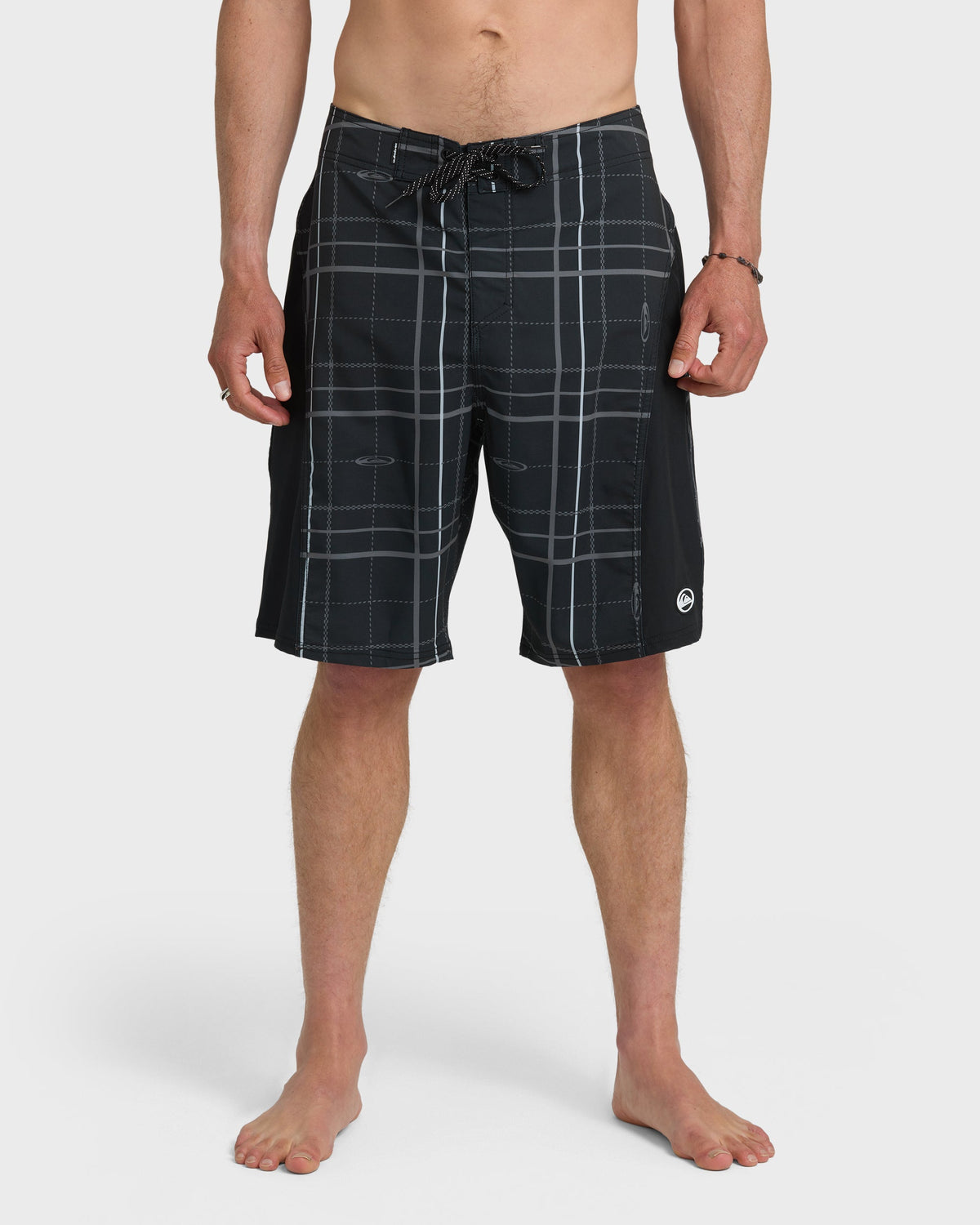CHANNEL-21-BLACK-1