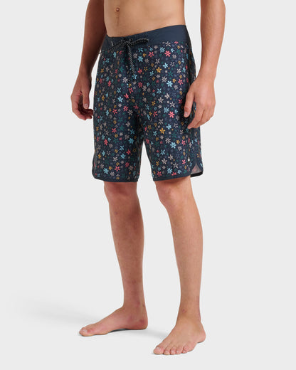 Surfsilk-Scallop-Ditsy-19"-Boardshorts-Black-3