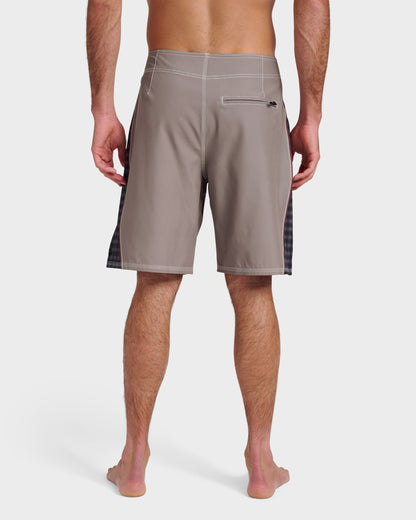 Mercury-99-21"-Boardshorts-Elmwood-2